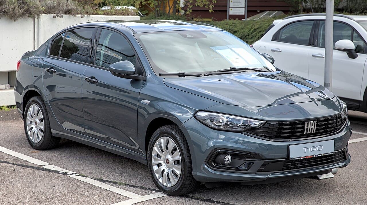 Fiat Egea Sedan — Antalya aylık kiralama