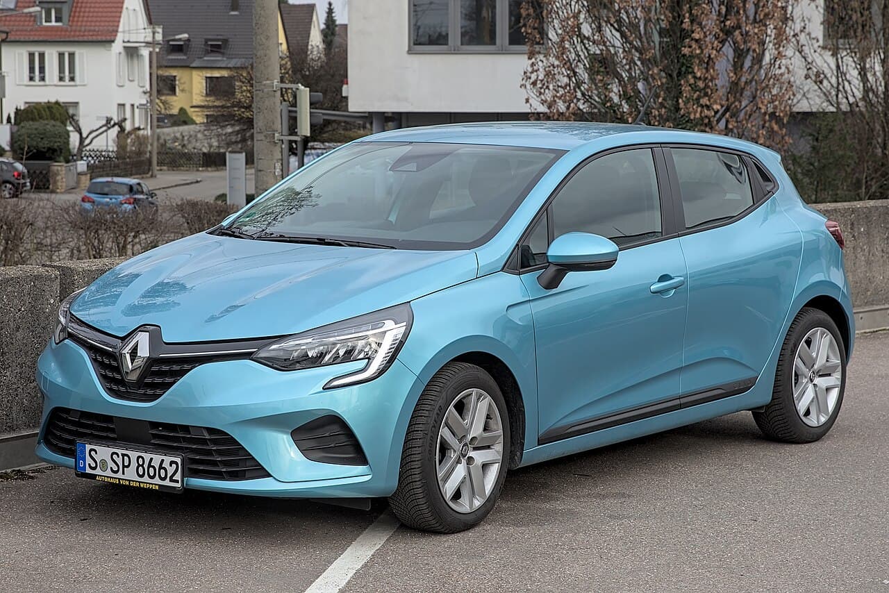 Renault Clio — Antalya aylık kiralama